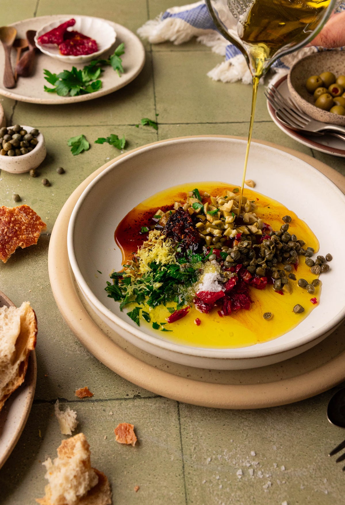 Easy Mediterranean Dipping Oil for Bread