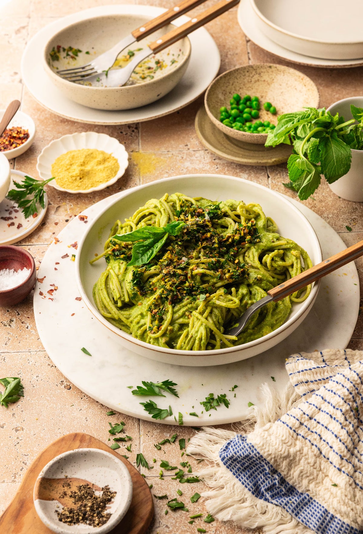 Pistachio Mint Pesto Pasta - Easy Summer Dinner