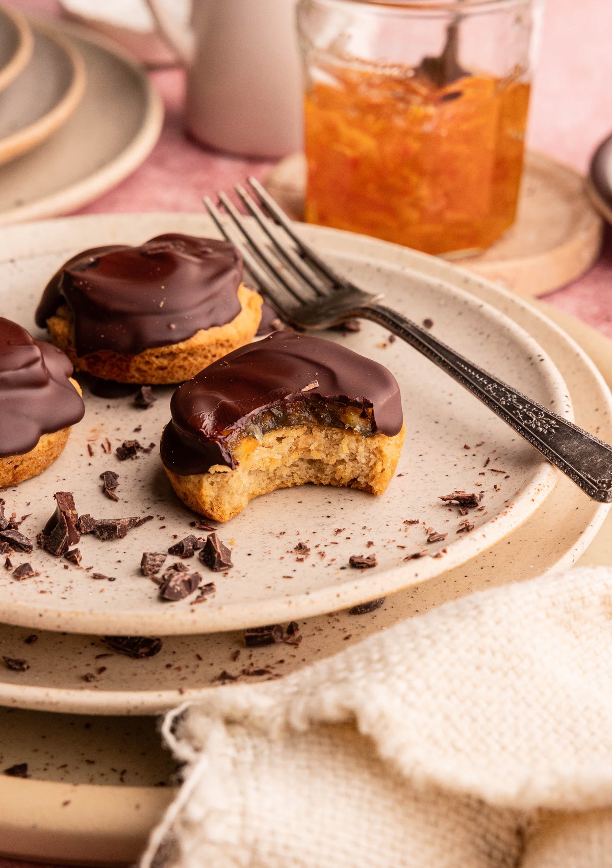 Easy Vegan Jaffa Cakes with Marmalade and Dark Chocolate Topping